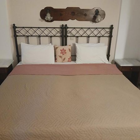 Hotel Villa Orsa Скиатос Екстериор снимка