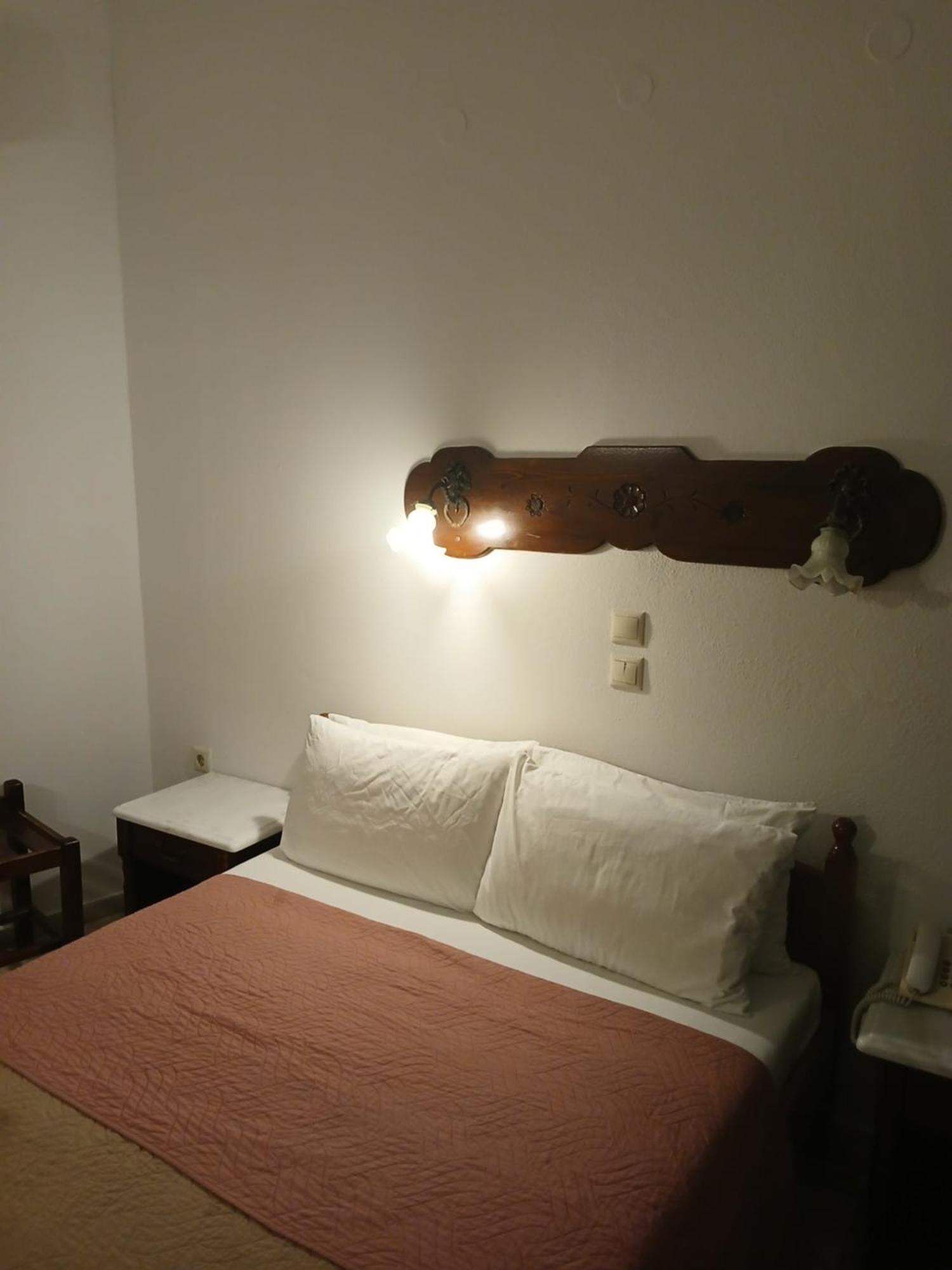 Hotel Villa Orsa Скиатос Екстериор снимка
