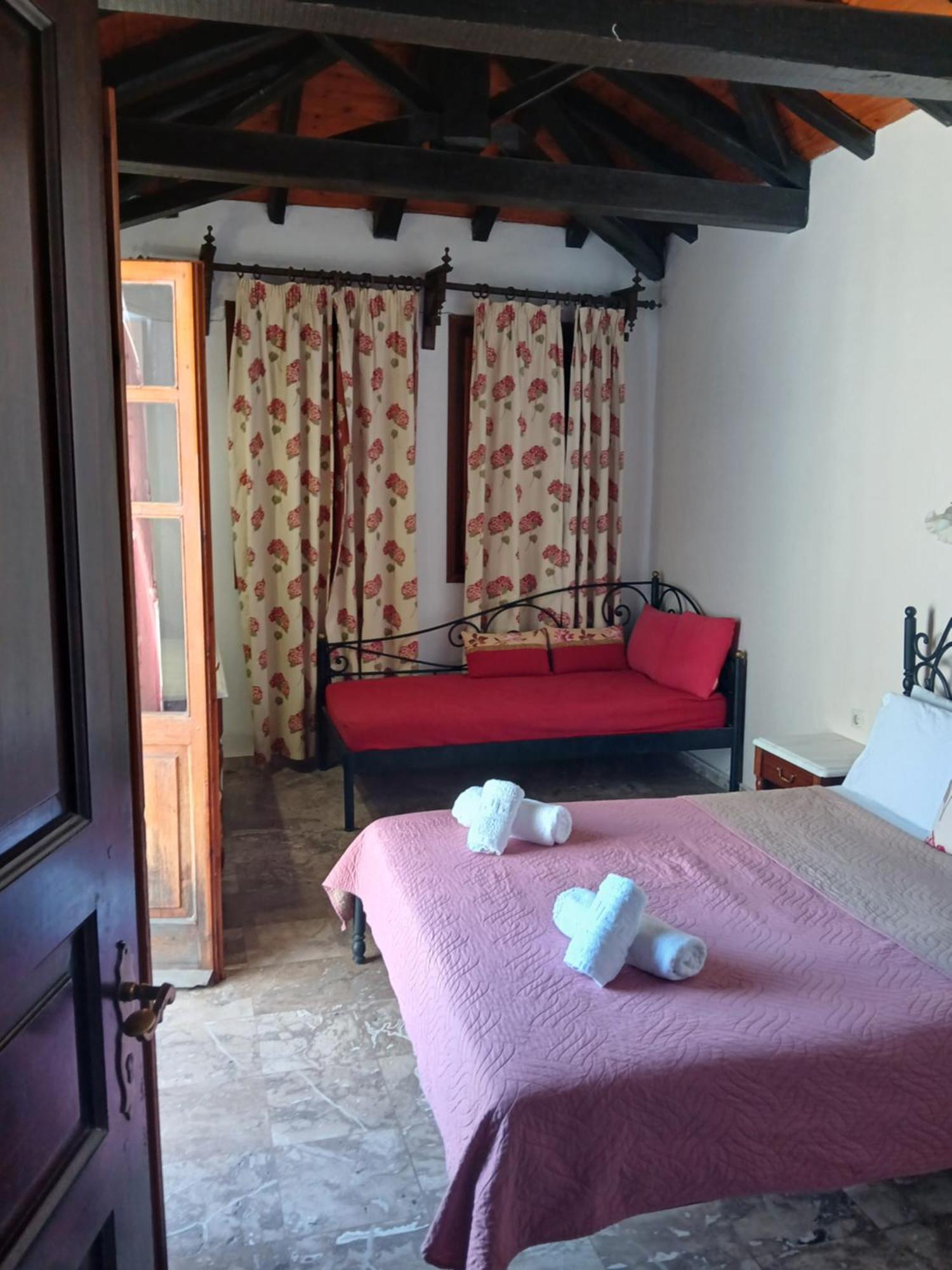 Hotel Villa Orsa Скиатос Екстериор снимка