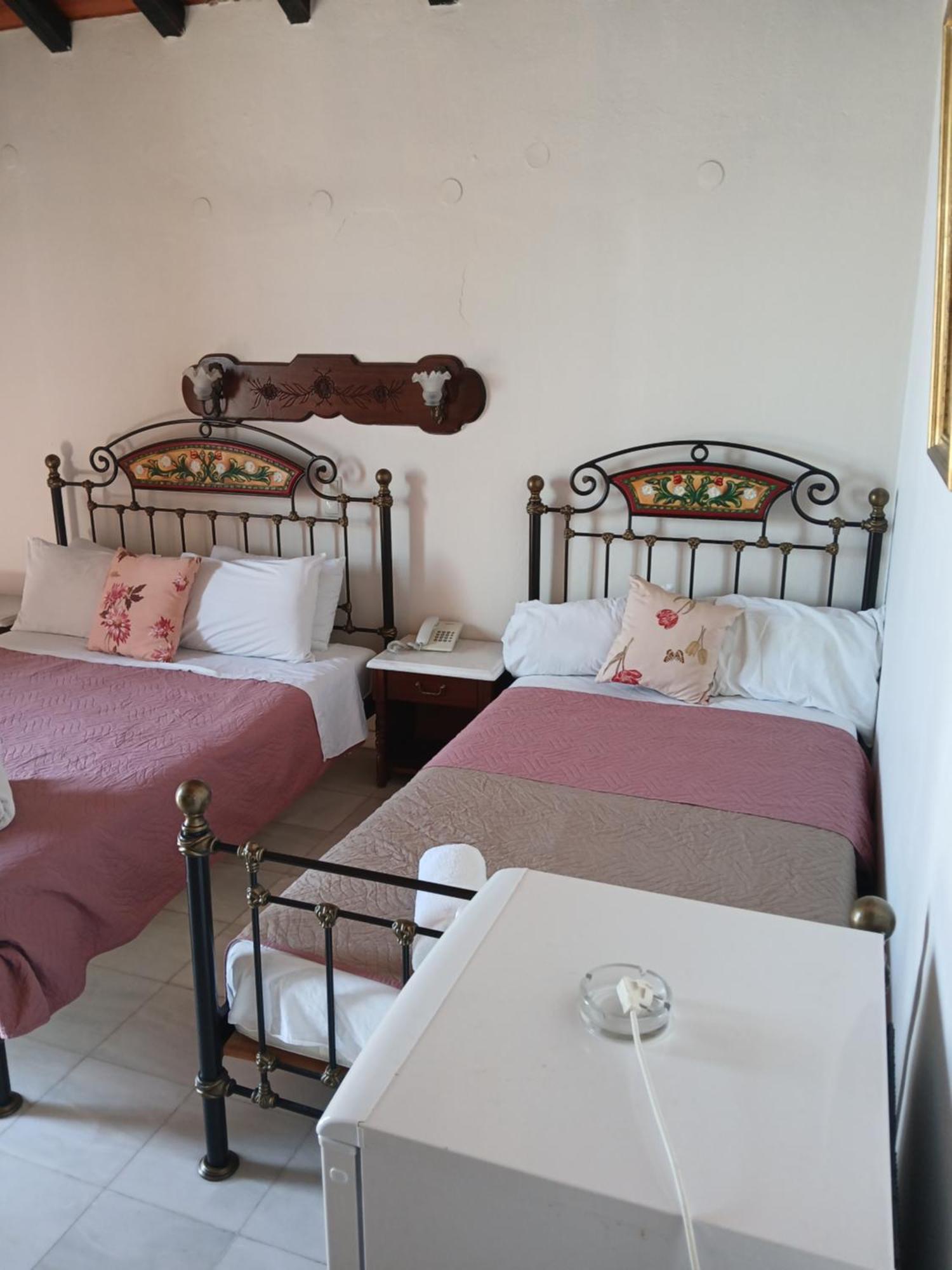 Hotel Villa Orsa Скиатос Екстериор снимка