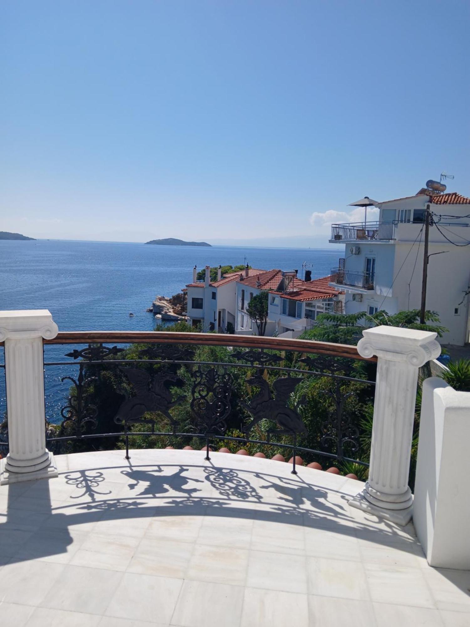 Hotel Villa Orsa Скиатос Екстериор снимка