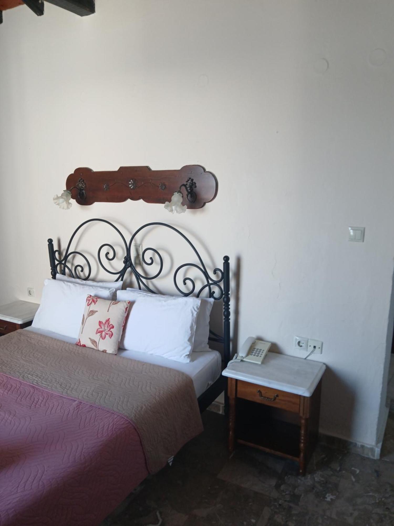 Hotel Villa Orsa Скиатос Екстериор снимка